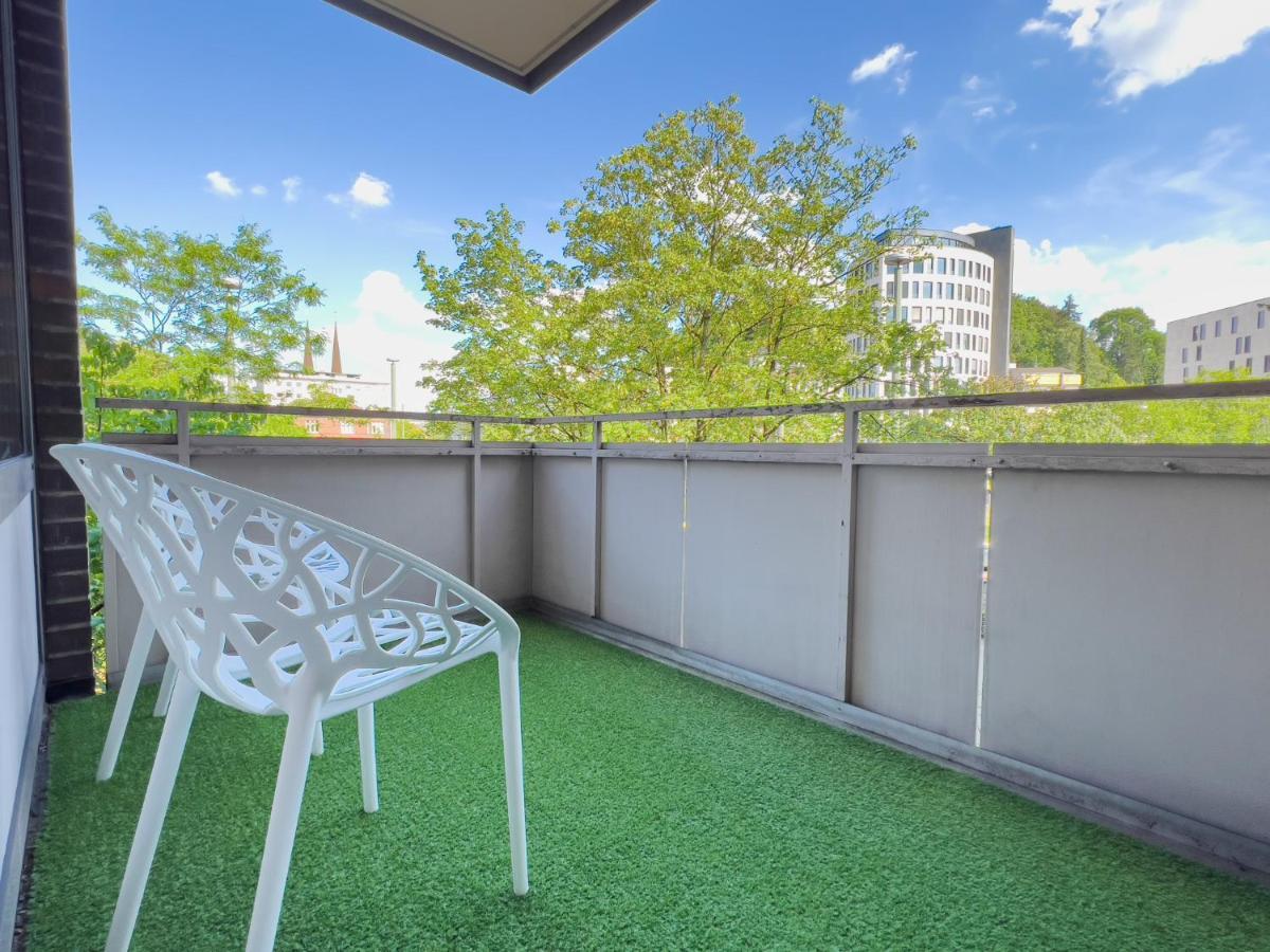 Home By Doni I Apartment An Der Kunsthalle I Parkplatz & Balkon Билефелд Екстериор снимка