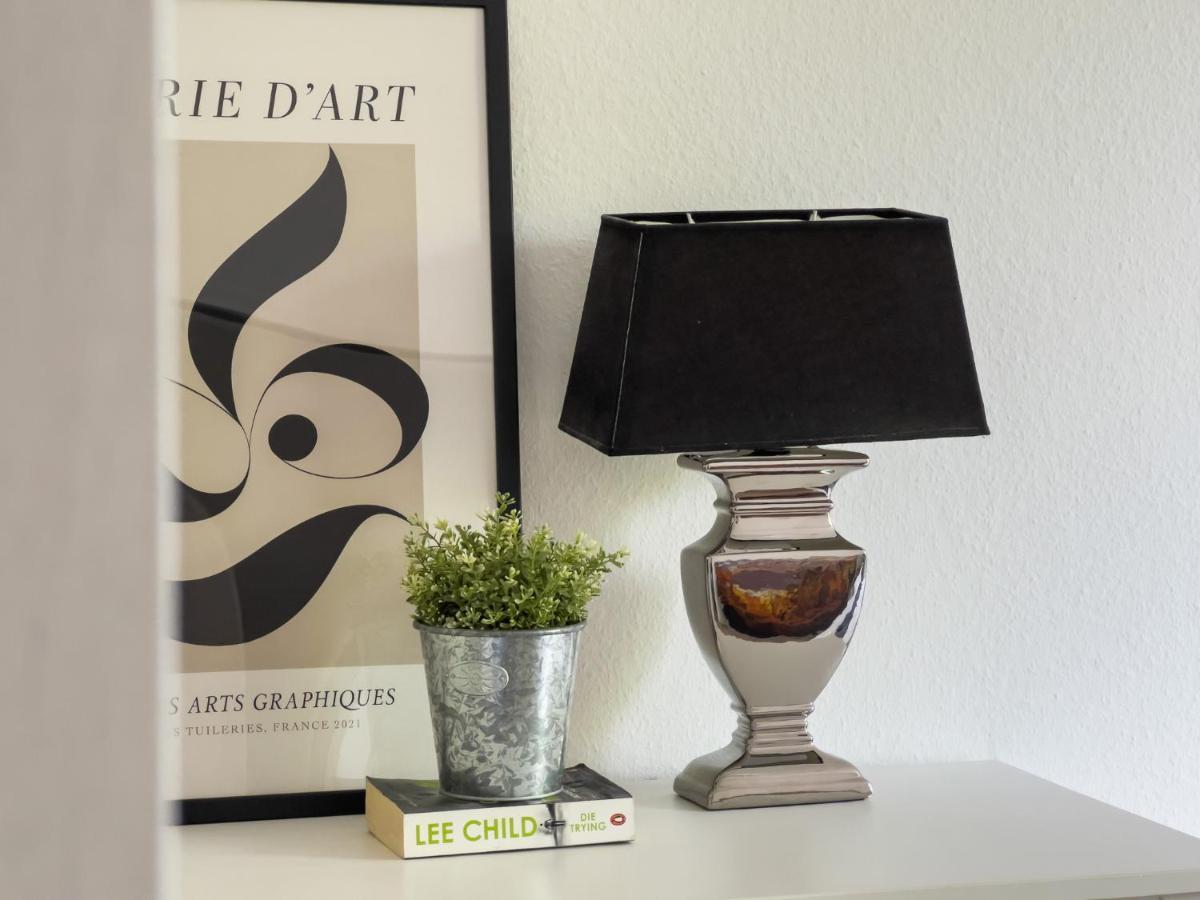 Home By Doni I Apartment An Der Kunsthalle I Parkplatz & Balkon Билефелд Екстериор снимка